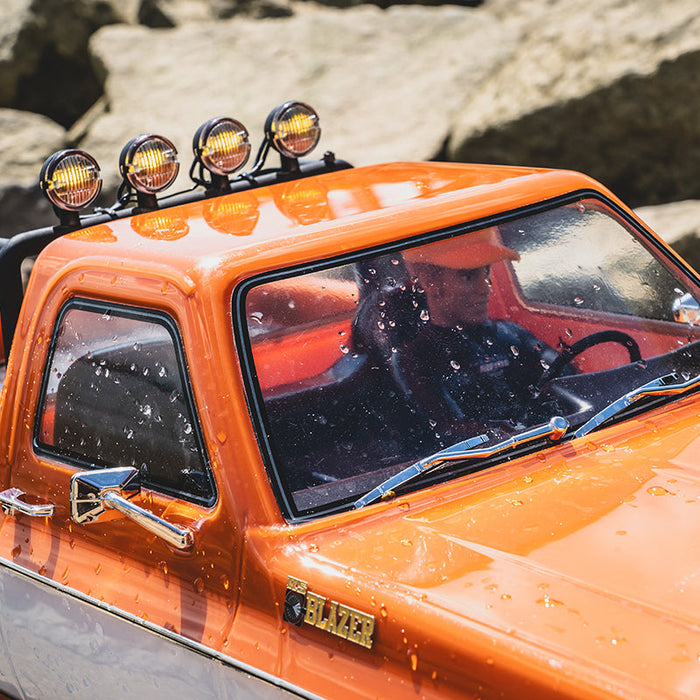 Upgrade Parts - 1:10 CHEVROLET K5 BLAZER COCKPIT SET
