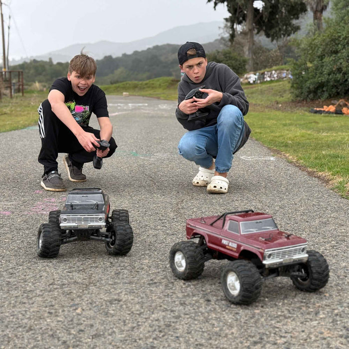 FMS 1:10 Ford F100 Monster Truck 2WD RTR