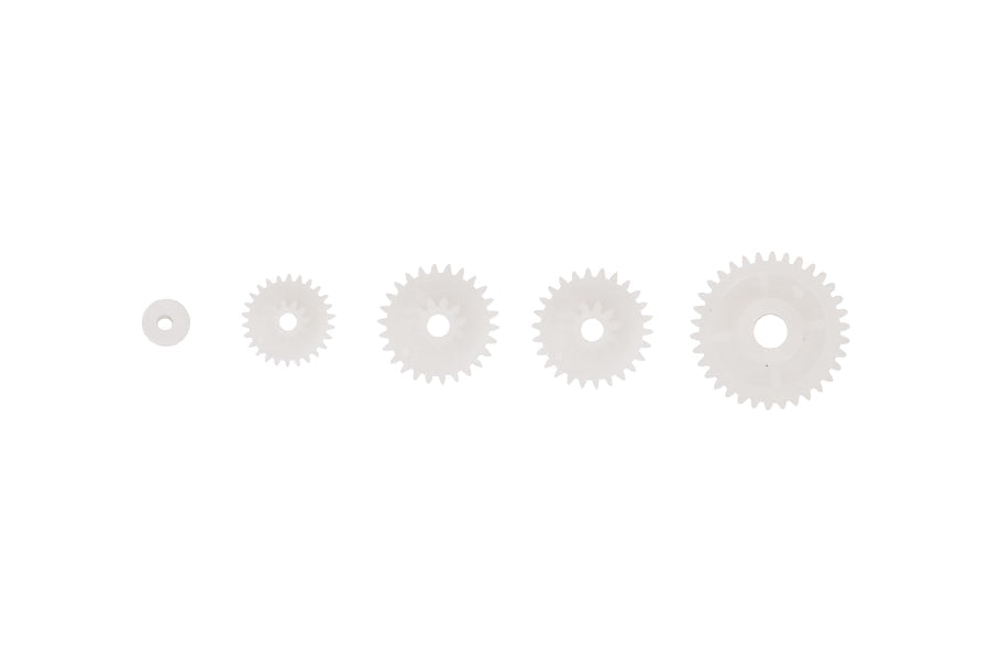 Plastic gear set for 1:18 RC models, including various sizes of gears.