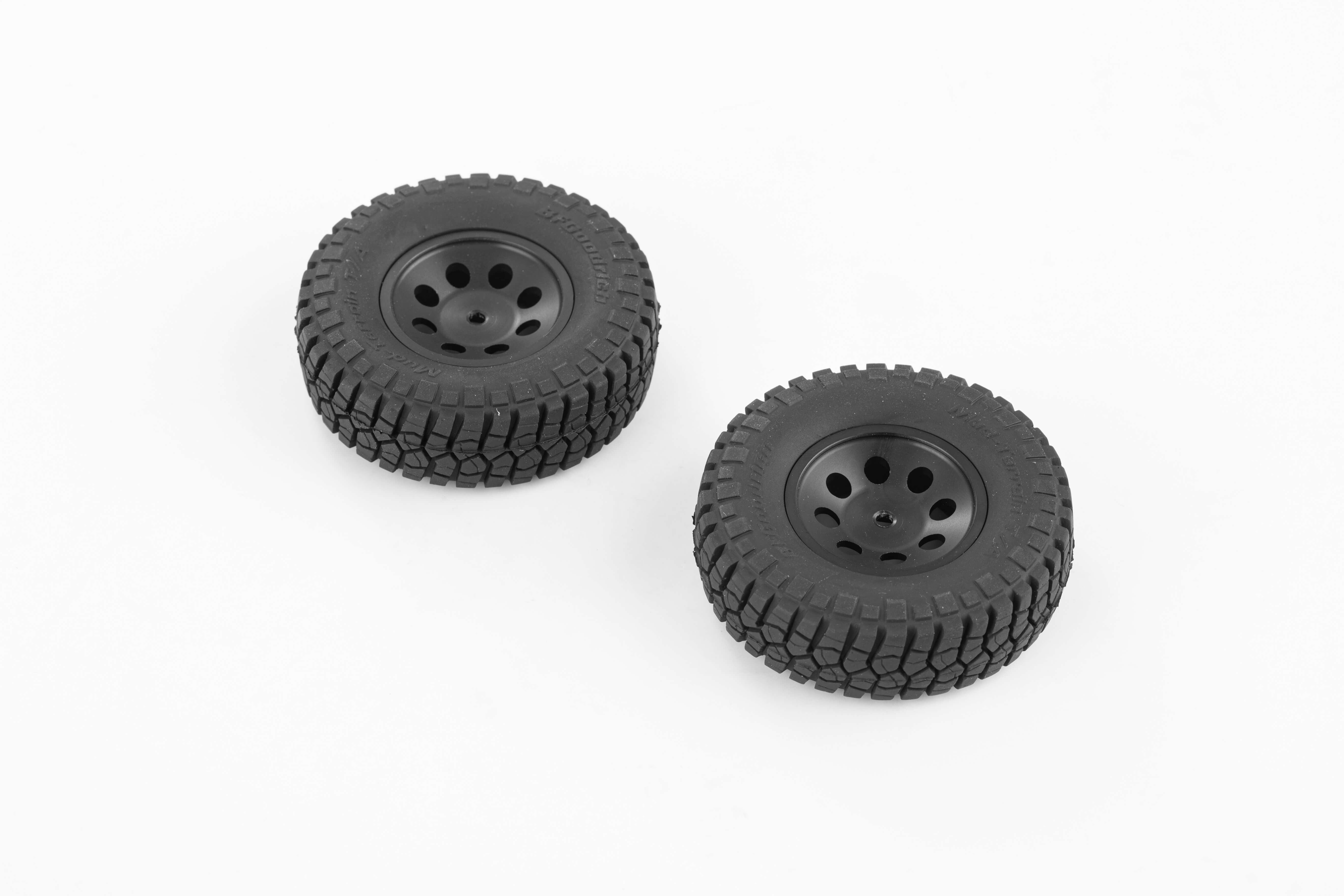1:24 scale black RC wheels with aluminum rim for truck upgrades