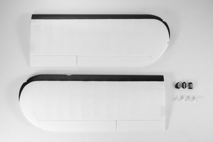 1300mm PA-18 main wing set with two wing halves and accessories